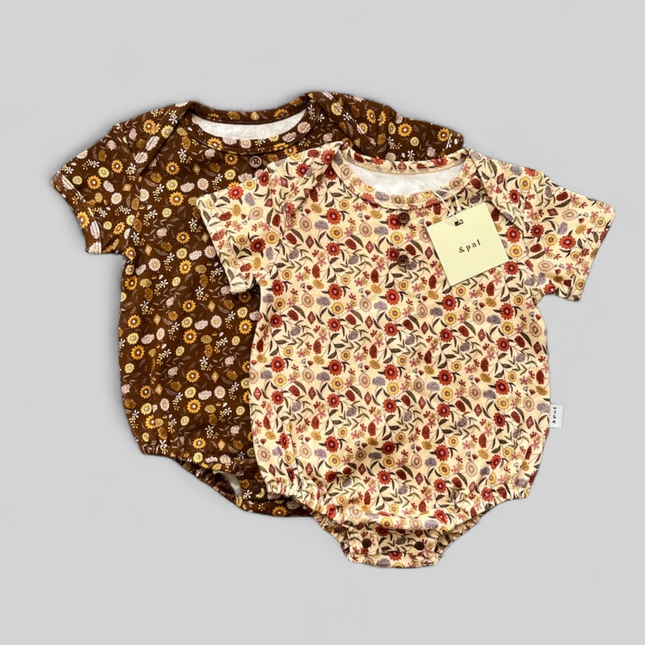 &pal - floral pattern rompers<brown>