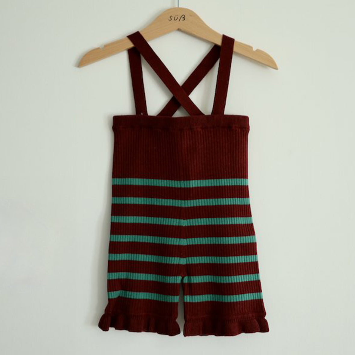 süß - Frilled Knit Short Unitard<BURGUNDY × GREEN>