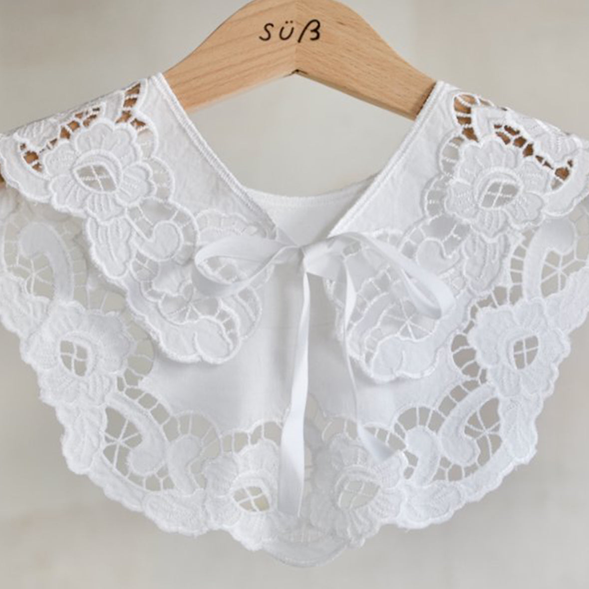 süß - Antique Lace Bib Crew
