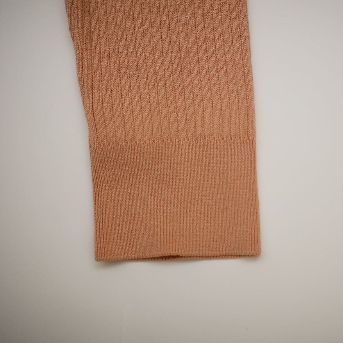 【預購】süß - Knit Unitard Patched on Hip<SALMON>