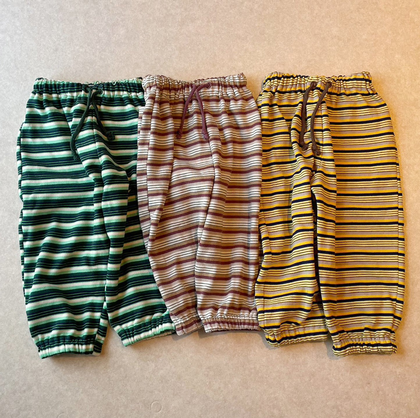 【30%OFF】&pal - Multi border sweat pants<yellow>