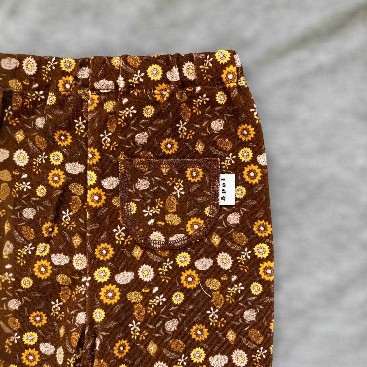 【30%OFF】【預購】&pal - floral pattern leggings<brown>